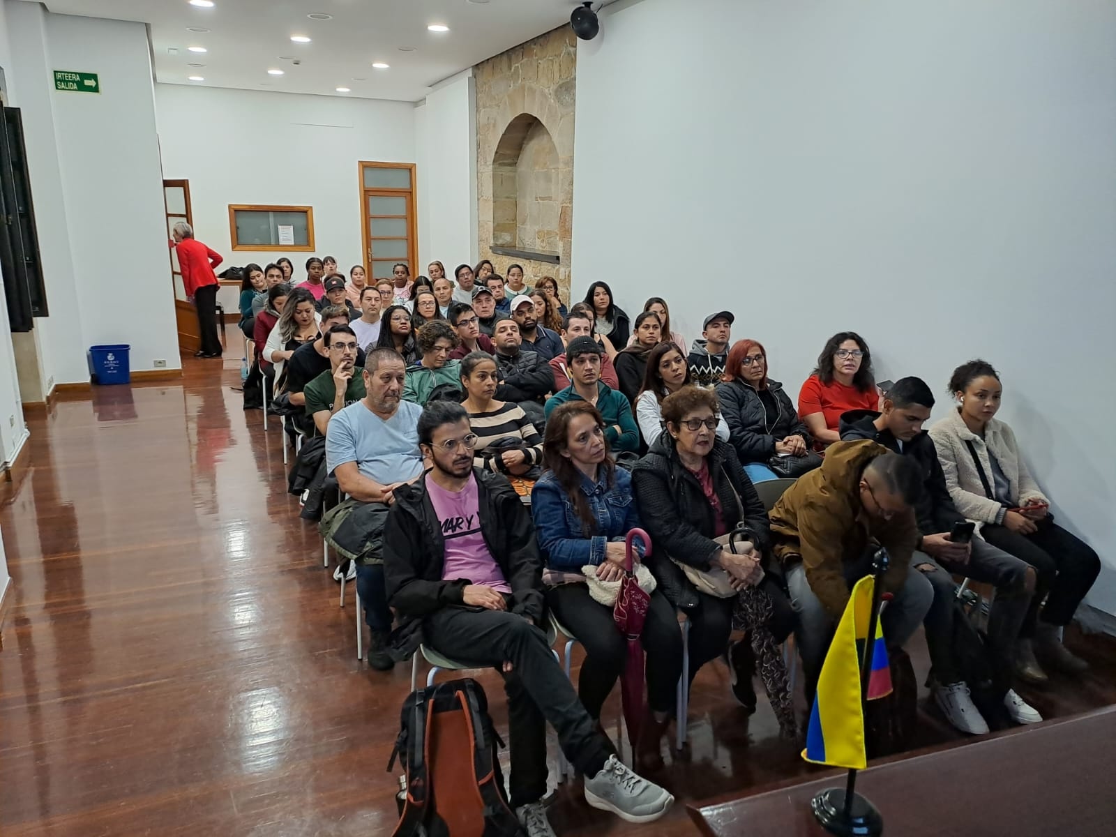 Consulado de Colombia en Bilbao y Biltzen organizaron charla en materia de extranjería en Bilbao