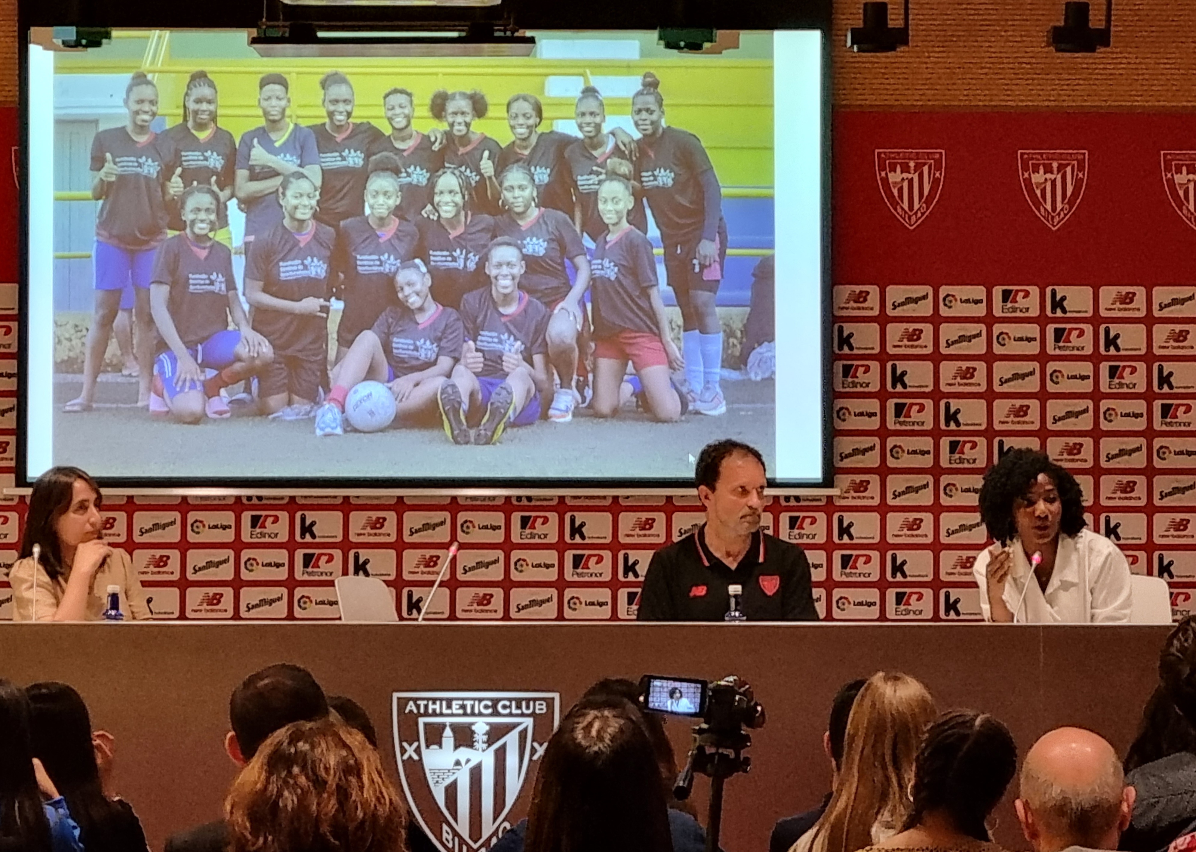 Consulado en Bilbao acompaña la presentación de la cartilla “FÚTBOL: Juego, Emoción e Inclusión” de la fundación “Semilla de Oportunidades” de Quibdó, Choco