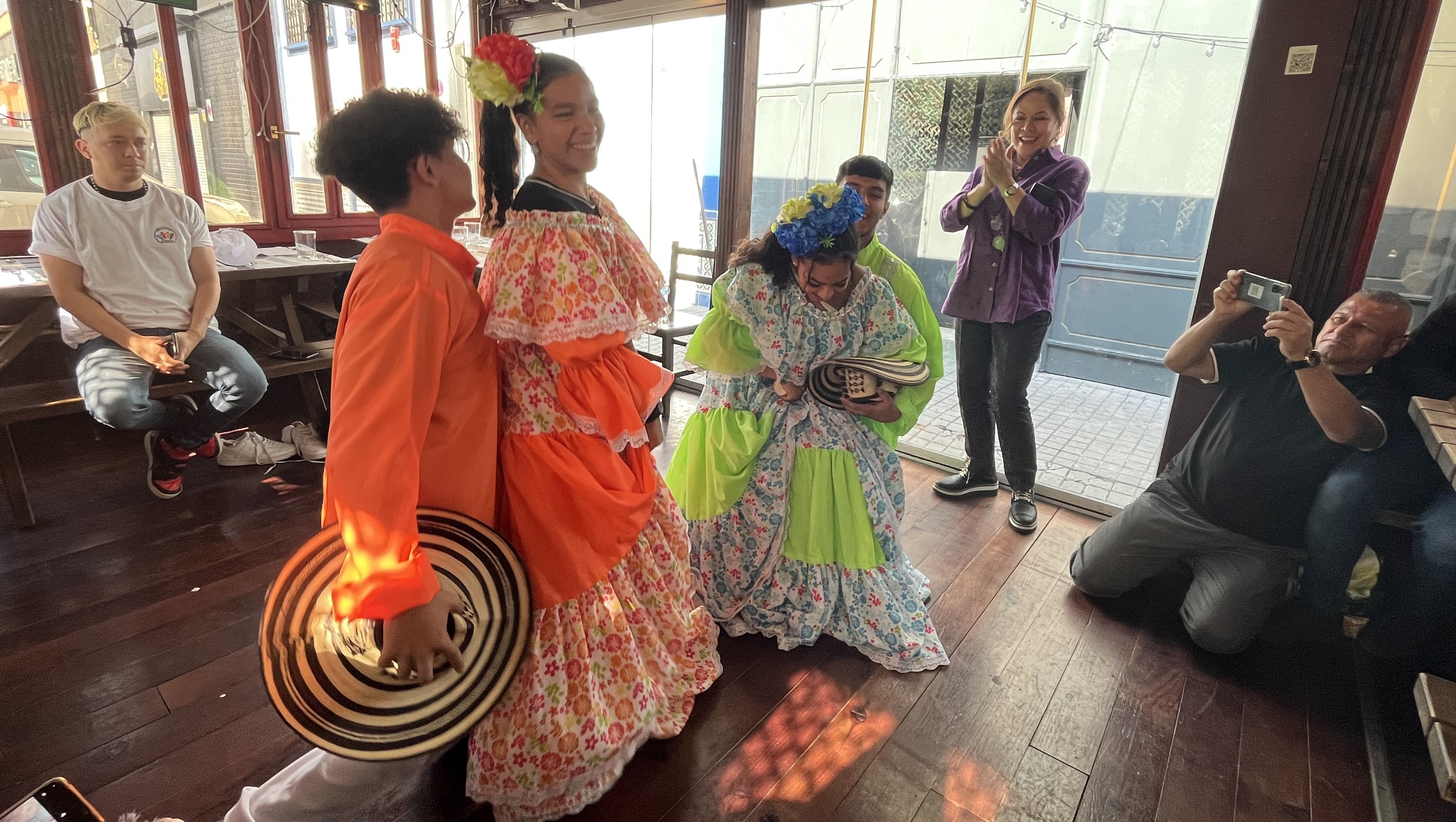 "Encuentro Juvenil de Tradiciones Colombianas"