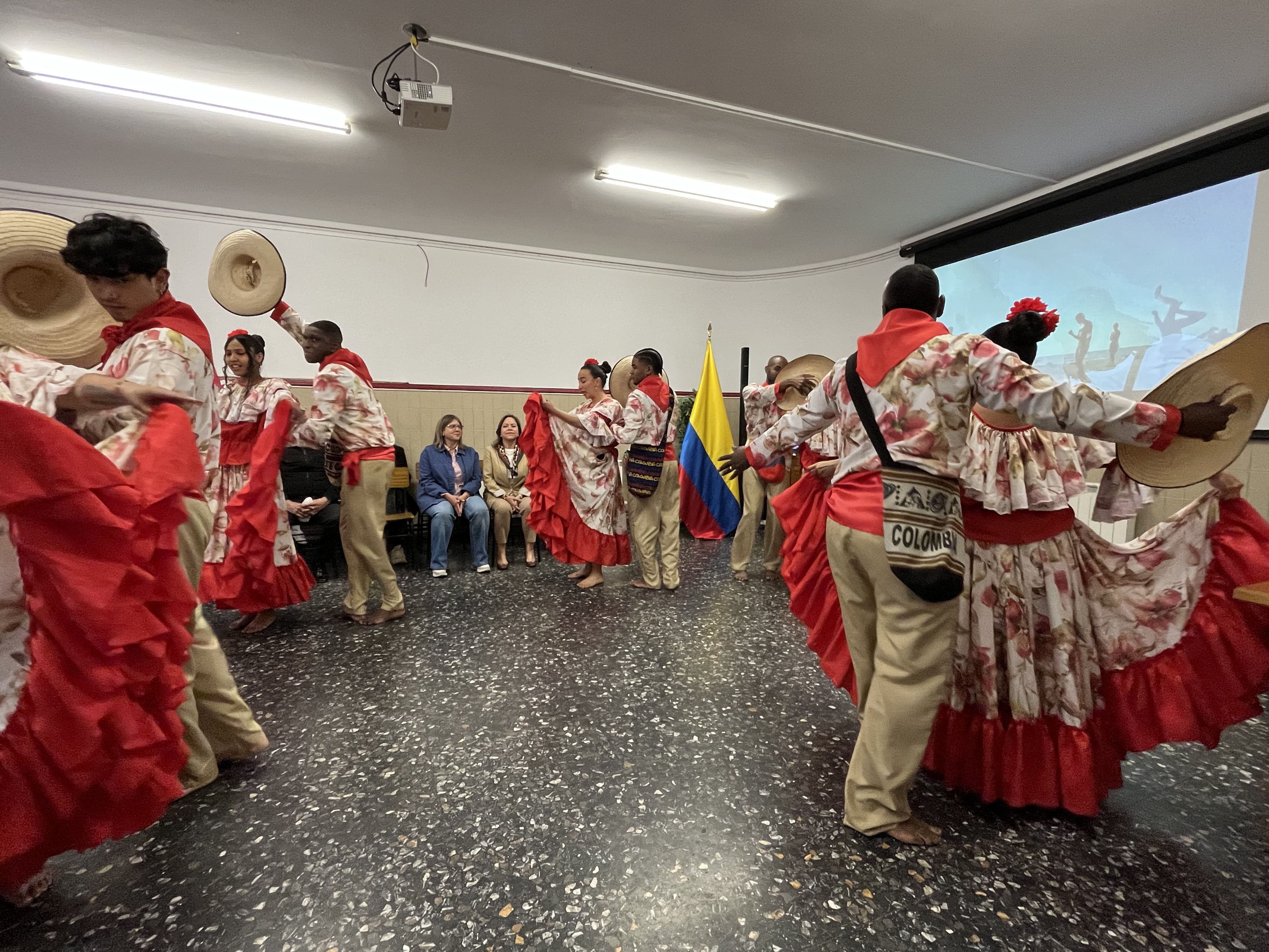 Consulado en Bilbao conmemora el Día de la Afrocolombianidad y participa en la III Feria Intercultural de Arnedo