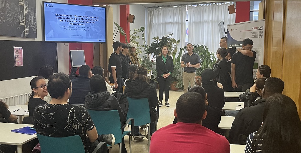 Iniciación de cursos de "Formación para la empleabilidad y el empoderamiento de la diáspora colombiana en Bizkaia" y socialización de la MNSC