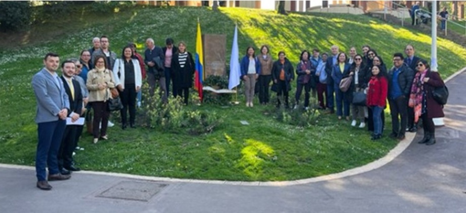 Consulado de Colombia en Bilbao conmemoró el Día Nacional de la Memoria y Solidaridad con las Víctimas del conflicto armado