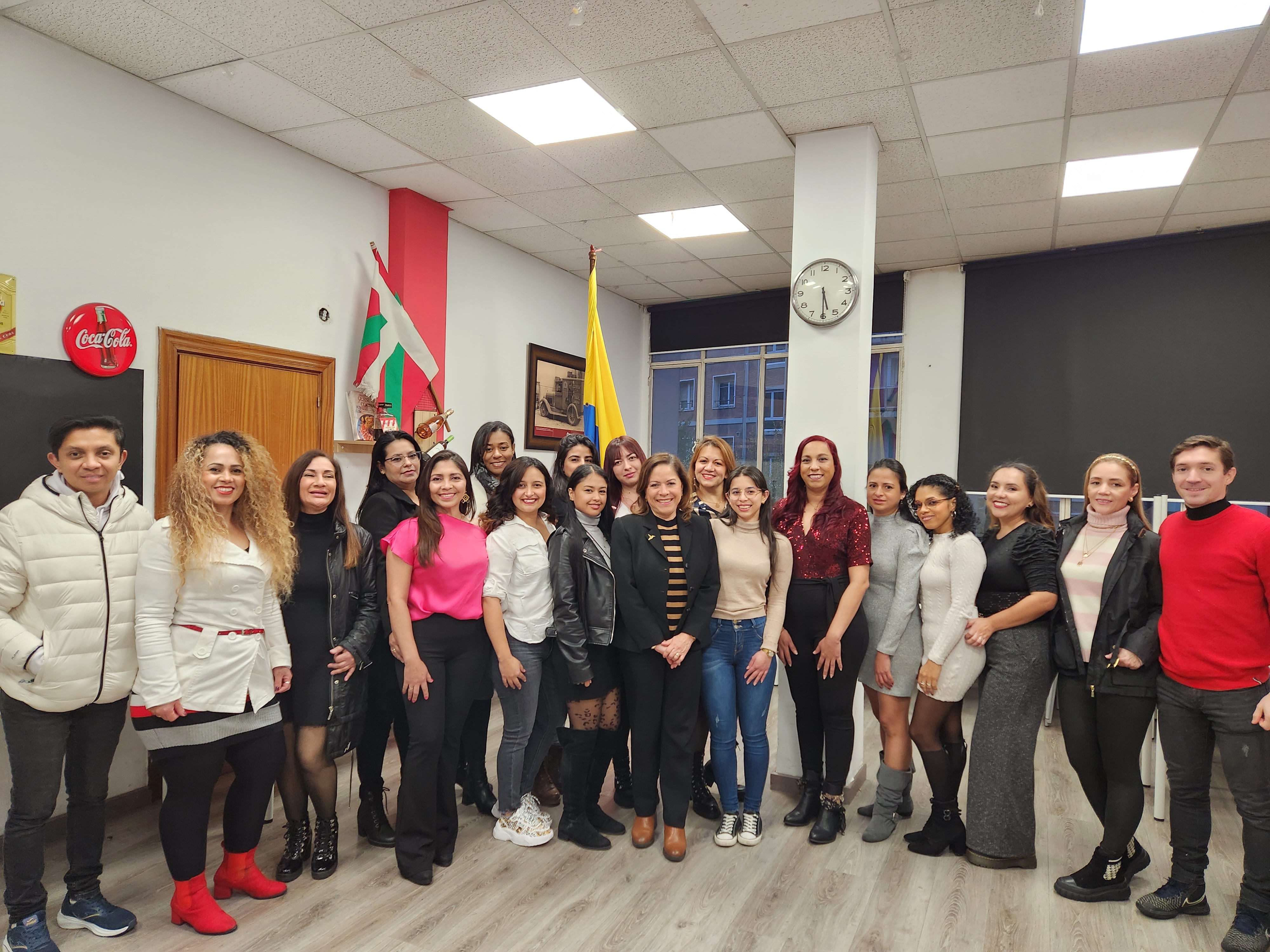Consulado de Colombia en Bilbao hizo entrega de los certificados del tercer curso de formación para colombianos residentes en Bizcaia