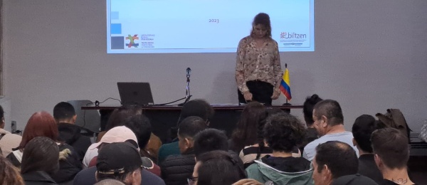 Consulado de Colombia en Bilbao y Biltzen organizaron charla en materia de extranjería en Bilbao