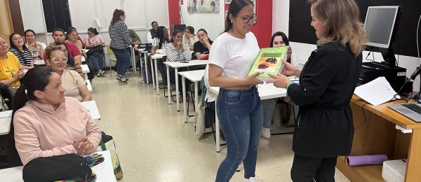 Iniciación de cursos de "Formación para la empleabilidad y el empoderamiento de la diáspora colombiana en Bizkaia" y socialización de la MNSC